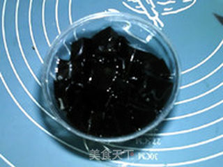 蜂蜜红豆烧仙草的做法步骤:11