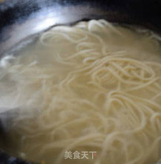 花生酱拌面的做法步骤：1