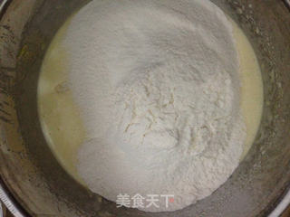 依然学烘焙--柠檬香蕉马芬的做法步骤:10