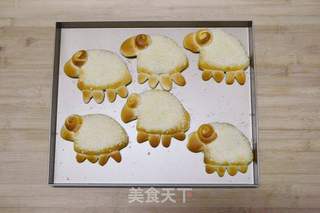 【喜羊羊面包】喜气洋洋迎羊年的做法步骤:16