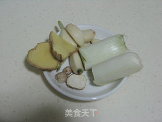 白萝卜羊肉汤的做法步骤:4