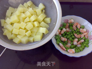 土豆虾仁沙拉的做法步骤:4