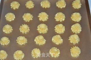 草莓泡芙的做法步骤:7