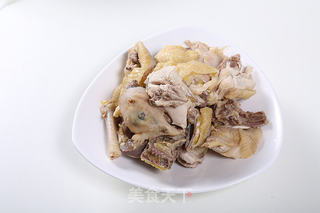 花椒松茸鸡汤—捷赛私房菜的做法步骤:2
