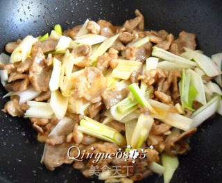 葱爆羊肉的做法步骤:6
