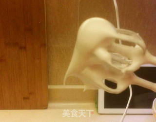 宇治抹茶慕斯蛋糕的做法步骤:6