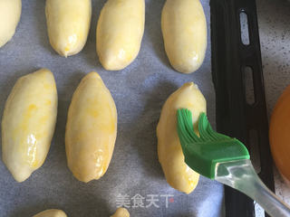 葡萄干奶油小餐包的做法步骤:15