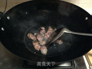 无辣不欢-----------湖南薰肠炒红菜苔的做法步骤:2
