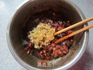 白菜馅猪肉粉条蒸大包的做法步骤:6