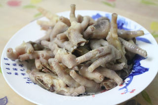 解馋小零食:泡椒凤爪的做法步骤:3