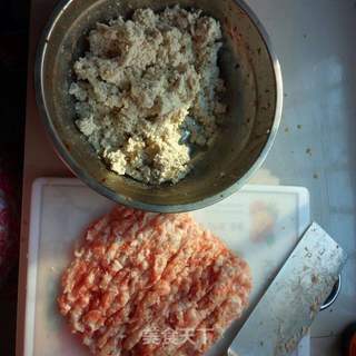 肉末加老豆腐版的肉丸子的做法步骤:3