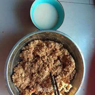 肉末加老豆腐版的肉丸子的做法步骤:5