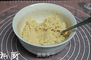 【黄金芝士面包卷】——在家制作面包房也买不到的好吃面包的做法步骤:6