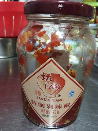 冬季里,来一盘热辣的蒜薹泡椒炒鸡胗吧!的做法步骤:4