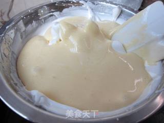 红丝绒戚风蛋糕的做法步骤:7