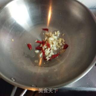 火腿肠炒黄瓜的做法步骤:4
