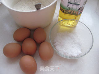 金枪鱼沙拉酱蛋糕卷的做法步骤：1