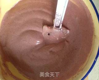 红丝绒蛋糕卷的做法步骤:15