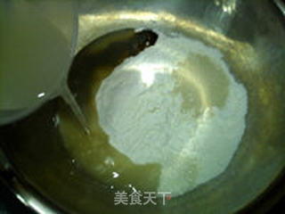 黑糖蜜薏仁面包的做法步骤:7