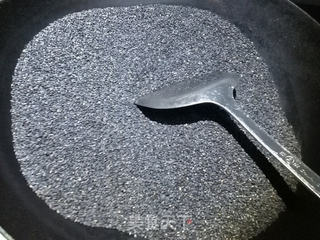 黑豆黑芝麻糊的做法步骤:2
