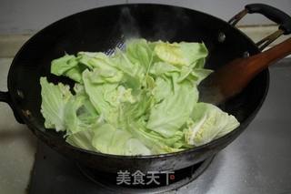 【荷美尔18般美味，“宴”惊四座】鲍汁培根炒圆白菜的做法步骤：6