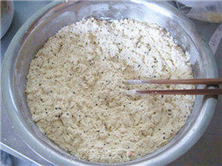 油炸豆粉麻叶的做法步骤:2
