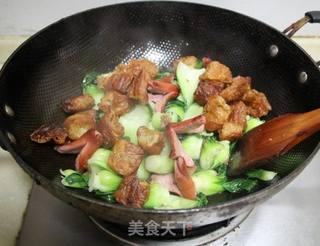 【荷美尔18般美味,“宴”惊四座】QQ肠炒青菜油条的做法步骤:10