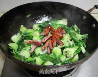 【荷美尔18般美味,“宴”惊四座】QQ肠炒青菜油条的做法步骤:7
