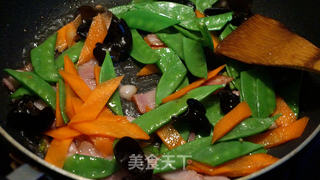 【荷美尔18般美味,“宴”惊四座】合家欢——经典飘香炒菜培根的做法步骤:9
