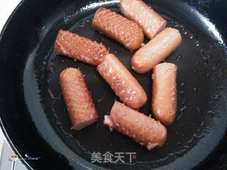 【荷美尔18般美味，“宴”惊四座】香煎脆皮肠的做法步骤：5