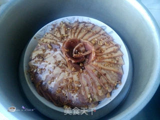 【荷美尔18般美味,“宴”惊四座】盐菜蒸培根的做法步骤:9
