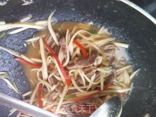 茭白牛肉丝的做法步骤:7