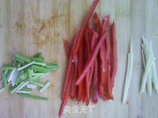 茭白牛肉丝的做法步骤:4