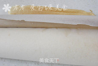 瑞士卷水果奶油蛋糕卷的做法步骤:11