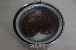 【番茄配方】红丝绒糖霜蛋糕卷——赏心悦目,非常喜庆的做法步骤:5