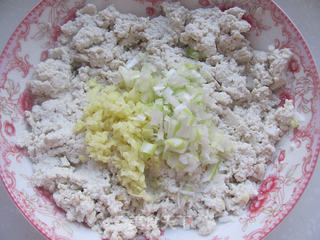 沙拉豆腐丸的做法步骤:2