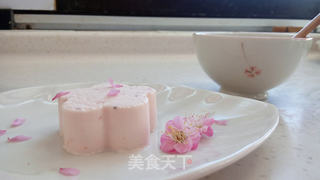 凌寒独放,幽香迷人——梅香草莓慕斯的做法步骤:30