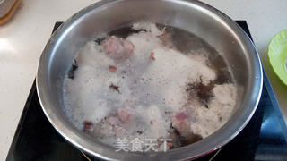白果炖排骨——滋阴润燥、养肺补胃的做法步骤:9