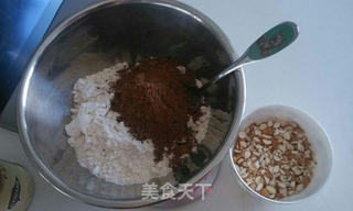 杏仁巧克力饼干的做法步骤：2