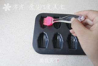 香蕉玛德琳的做法步骤:7