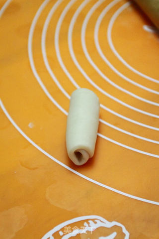 老少偕喜爱的老婆饼的做法步骤:6