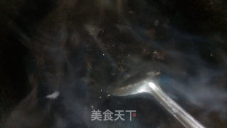 芹菜清炒云耳的做法步骤:2