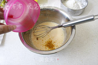 香蕉玛德琳的做法步骤:3