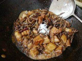 【干豆角红烧肉】大口吃肉的感觉才叫爽！的做法步骤：12