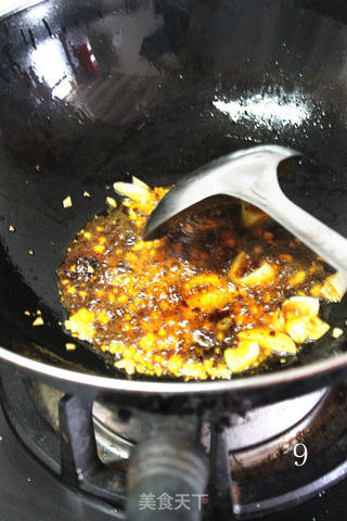 【荷美尔18般美味，“宴”惊四座】红红火火——脆皮肠炒年糕的做法步骤：9