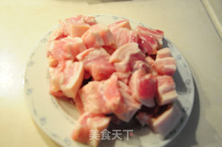 五花肉烧慈姑---附让肉变香嫩爽口的小窍门的做法步骤:5
