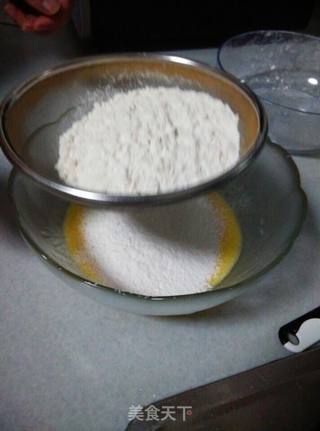 醋栗果酱蛋糕卷的做法步骤:3
