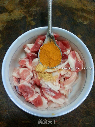 难忘牙签肉-大朋友小朋友的最爱的做法步骤:4