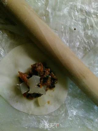 饺子皮灌汤包的做法步骤:11