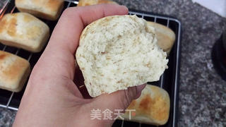亚麻籽粉淡奶油小餐包（中种法）的做法步骤：10